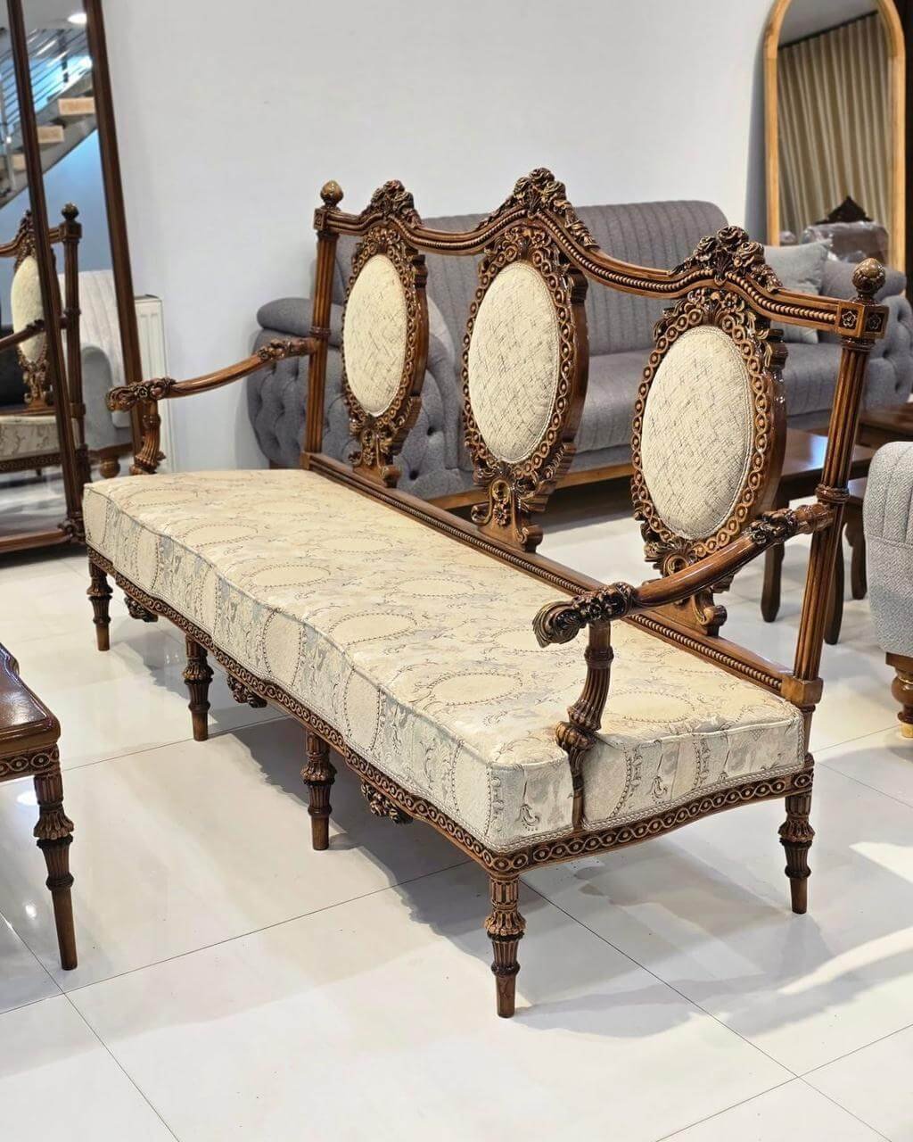 Deisgner Sofa Set