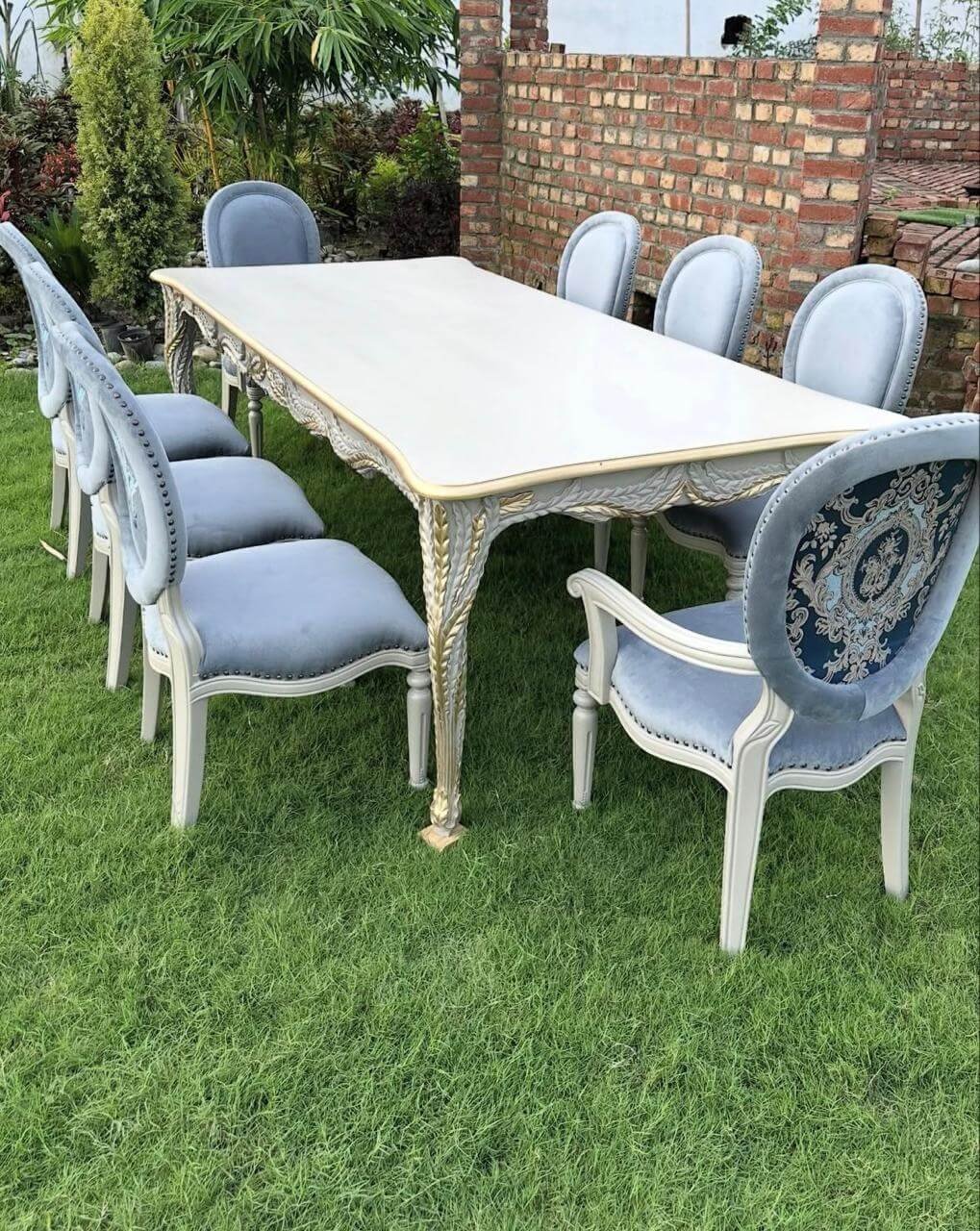 Premium Dining Table
